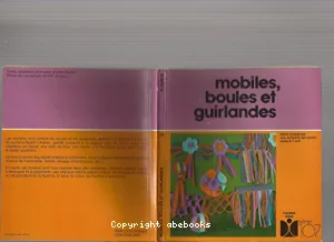 mobiles , boules et guirlandes